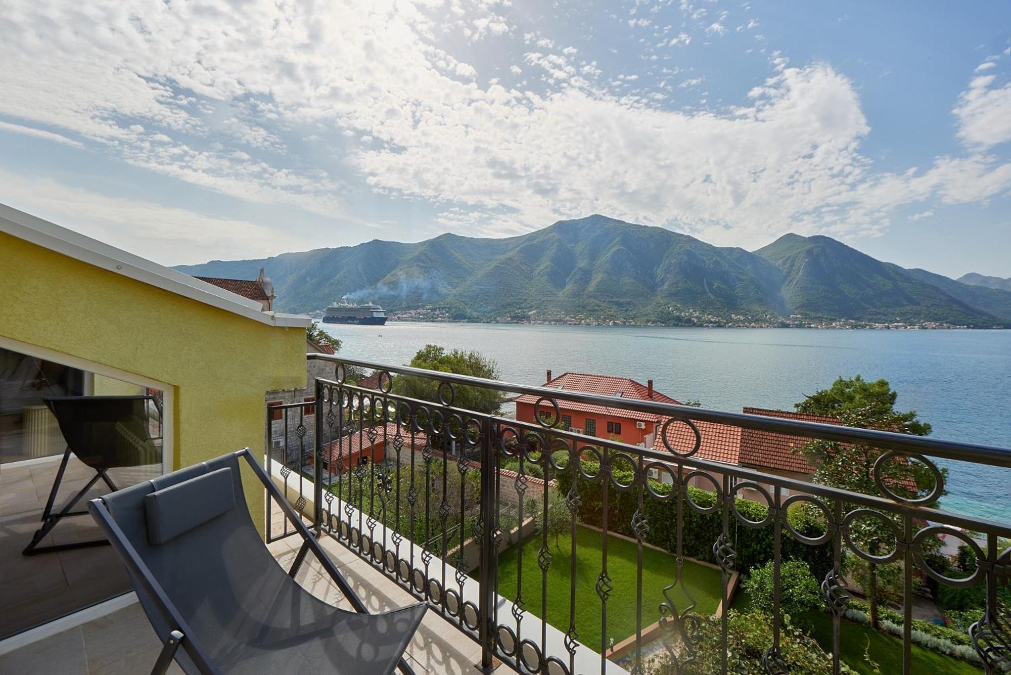 2Montenegro Mimoza Apartments โดบรอตา ภายนอก รูปภาพ